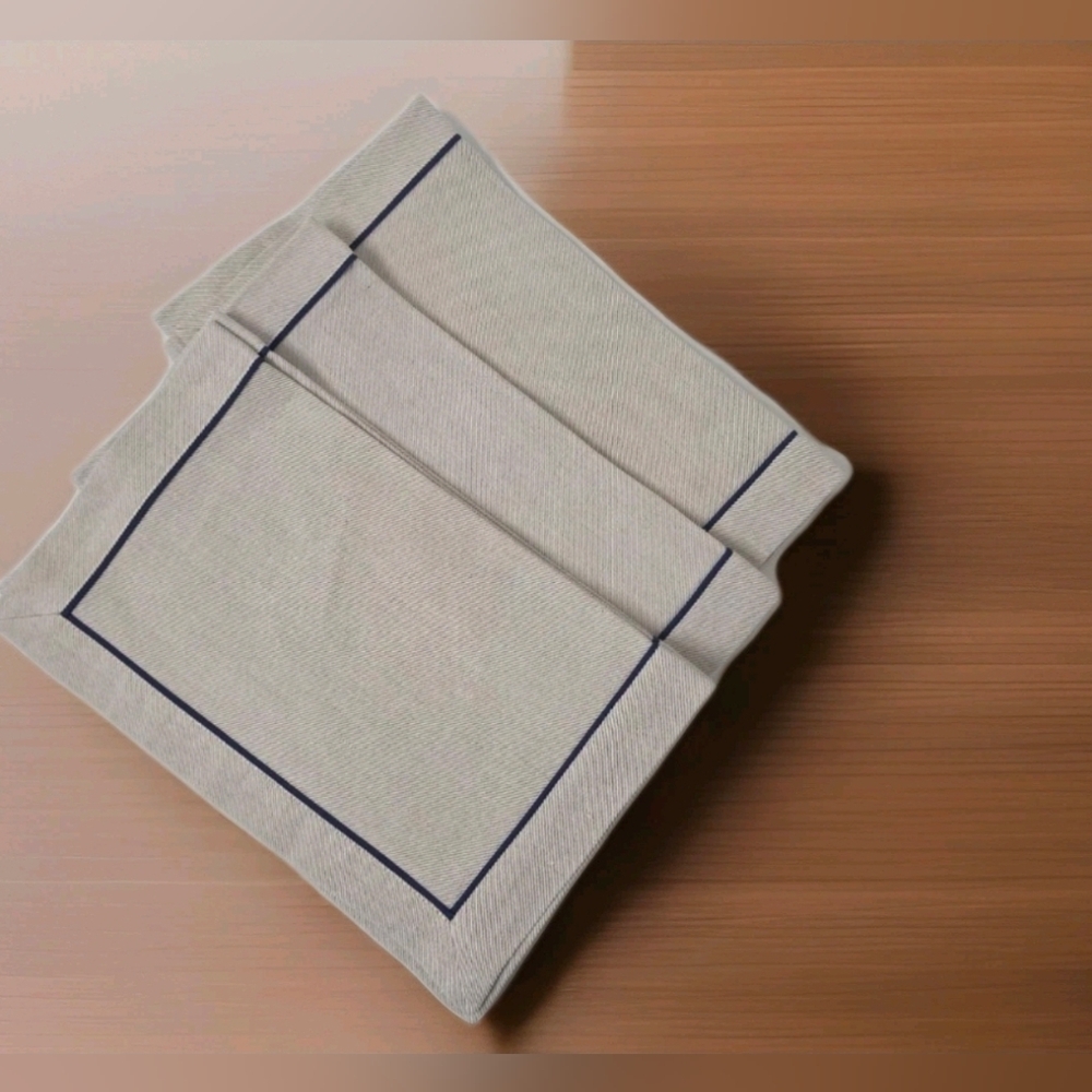 473. Jan de Luz Carmel 100% Linen Placemats - Made in USA Set 8